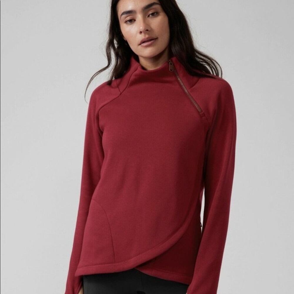 Athleta Cozy Karma Asym Pullover Sweatshirt Red Sz 1X Women’s Fleece